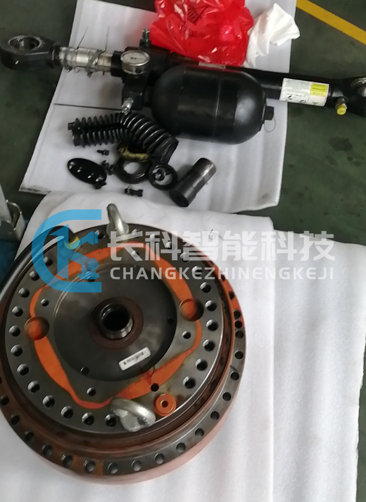 庫(kù)卡機(jī)器人減速機(jī)與平衡缸維修 庫(kù)卡機(jī)器人減速機(jī)與平衡缸維修