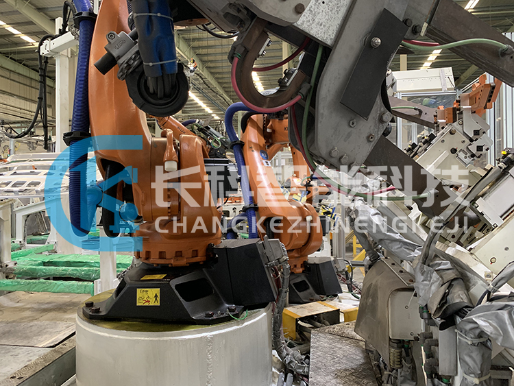 拆卸庫卡焊接機器人二軸減速機 拆卸庫卡焊接機器人二軸減速機